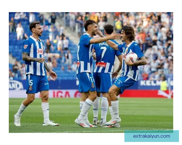 西甲阵容革新持续进行，球员更替促进各队竞争力增强